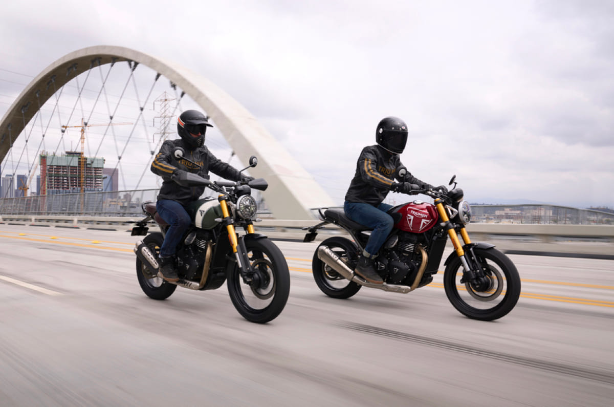 ट्रायम्फ ने दो नई 400cc बाइक, स्पीड 400 और स्क्रैम्बलर 400 एक्स का अनावरण किया है। 